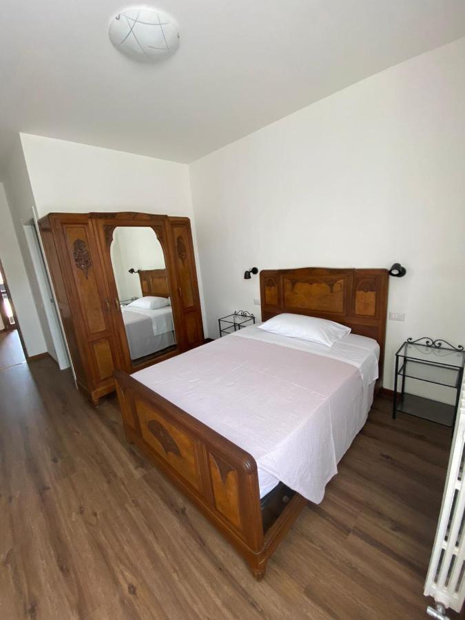 B&B Del Corso Castano Primo Eksteriør billede
