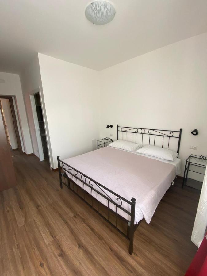 B&B Del Corso Castano Primo Eksteriør billede